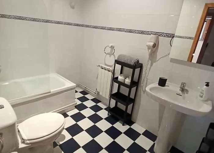 Escuelas De Collia C * Les Arriondes