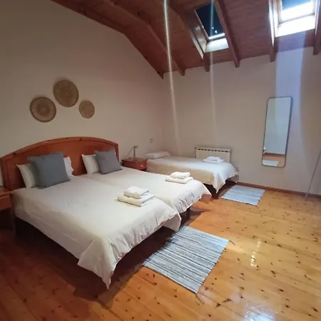 Escuelas De Collia C Holiday home Arriondas