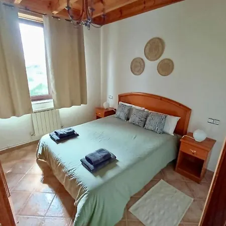 Escuelas De Collia C *