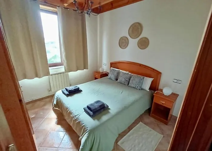 Escuelas De Collia C *