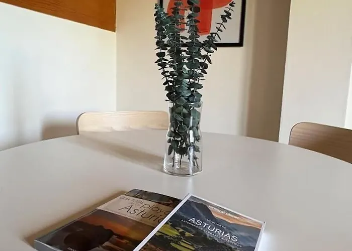 Escuelas De Collia C * Arriondas